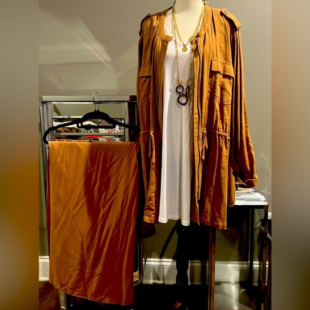 Pant suit set with the jacket and pants